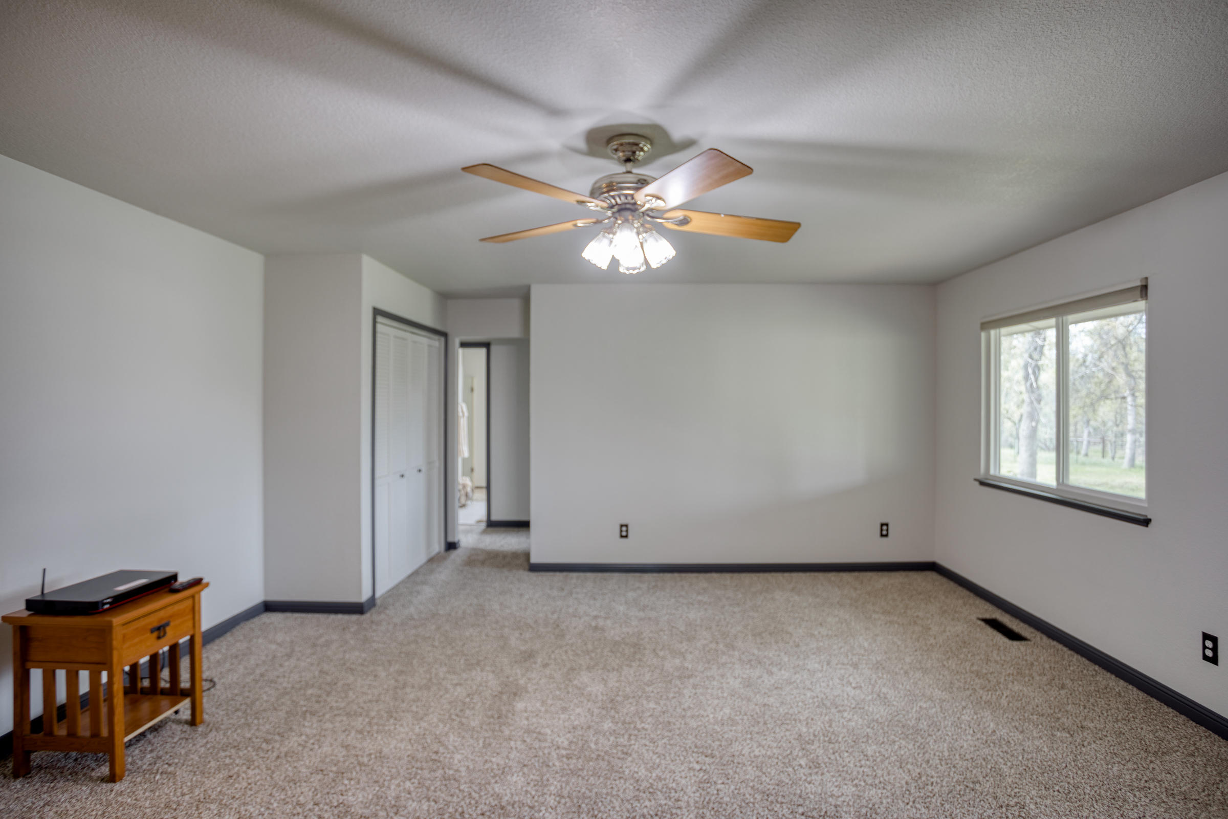 4726 Happy Valley Road Anderson, CA 96007 - Photo 16 of 44 HV7A9528