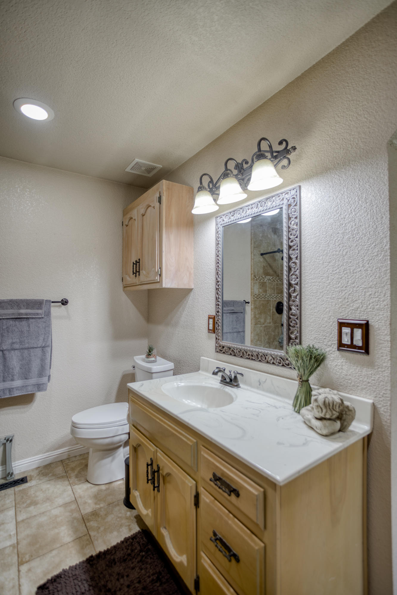 4726 Happy Valley Road Anderson, CA 96007 - Photo 21 of 44 HV7A9783