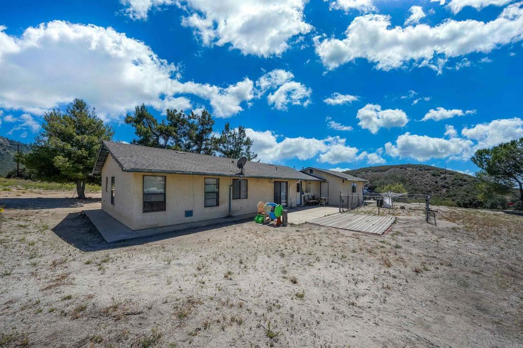27820 Golden Eagle Road Ramona, CA 92065 - Photo 21 of 32