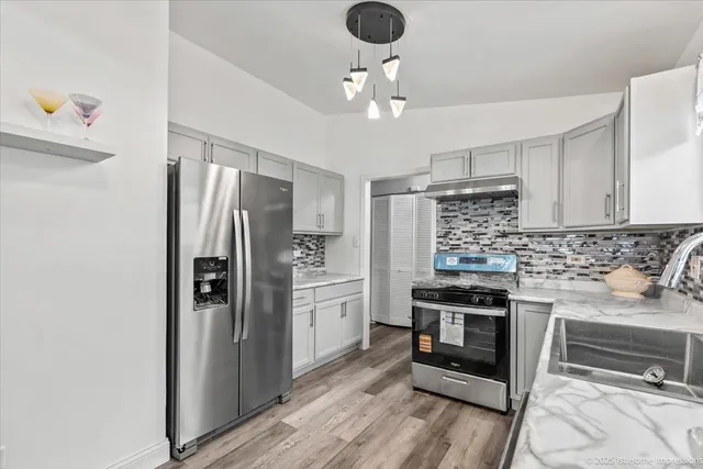 $187,500 | 18109 Idlewild Drive, Country Club Hills, IL 60478