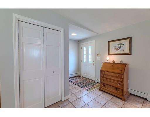 13 Temi Road Chelmsford, MA 01824 - Photo 4 of 36