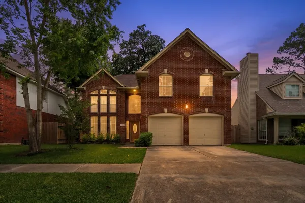 $260,000 | 16027 Lakestone Drive, Tomball, TX 77377