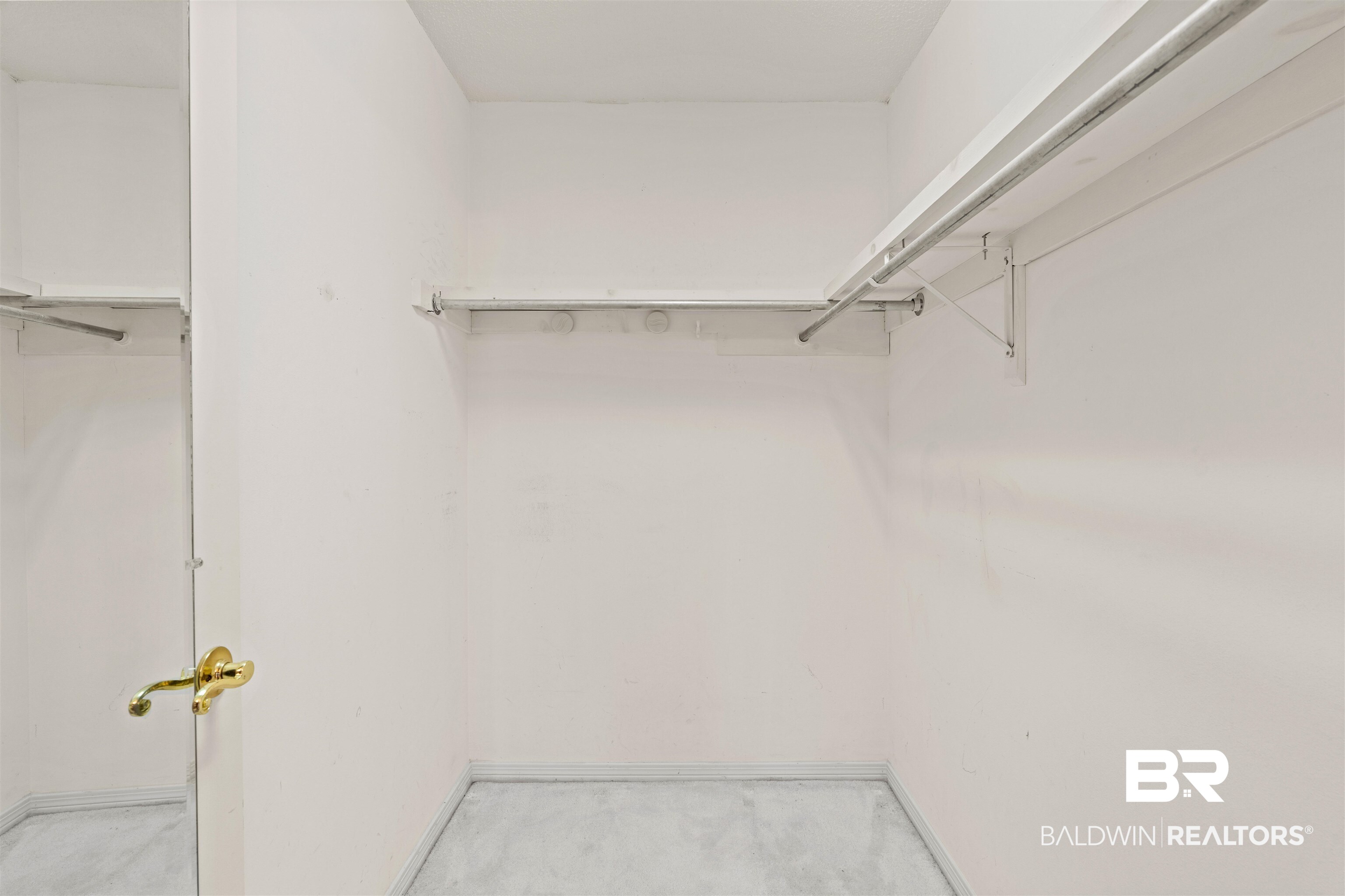 7 Fox Run Fairhope, AL 36532 - Photo 16 of 21 Primary Closet