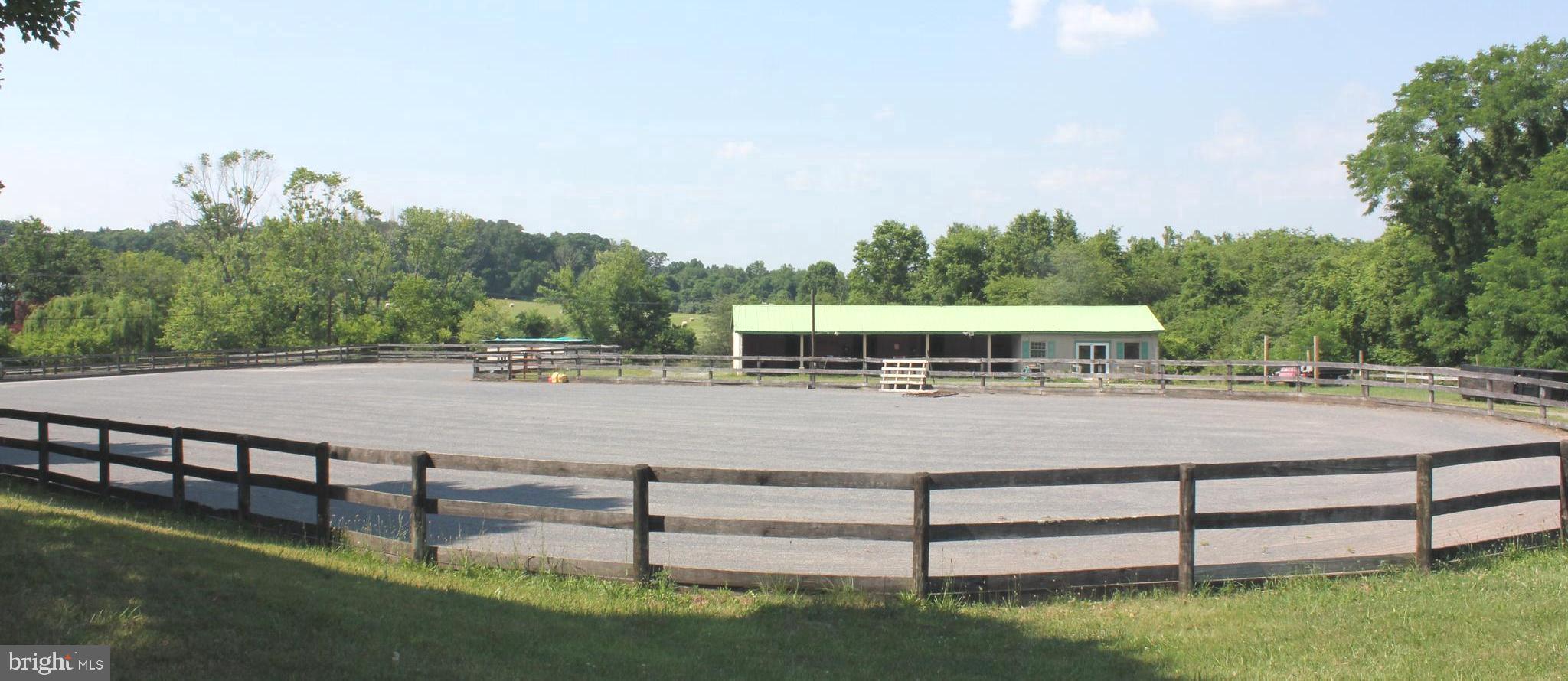 15121 Sugarland Road Poolesville, MD 20837 - Photo 46 of 61 barn next to ring