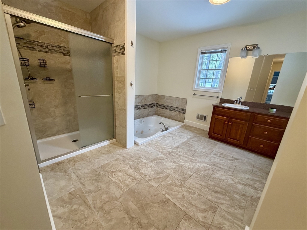 240 Hillside Road Southwick, MA 01077 - Photo 17 of 36