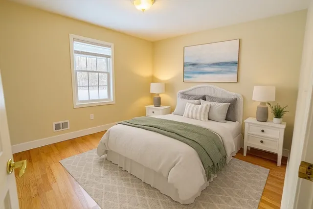 $750,000 | 240 Hillside Road, Southwick, MA 01077