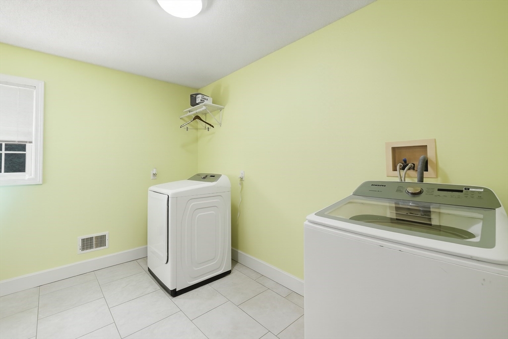 240 Hillside Road Southwick, MA 01077 - Photo 22 of 36