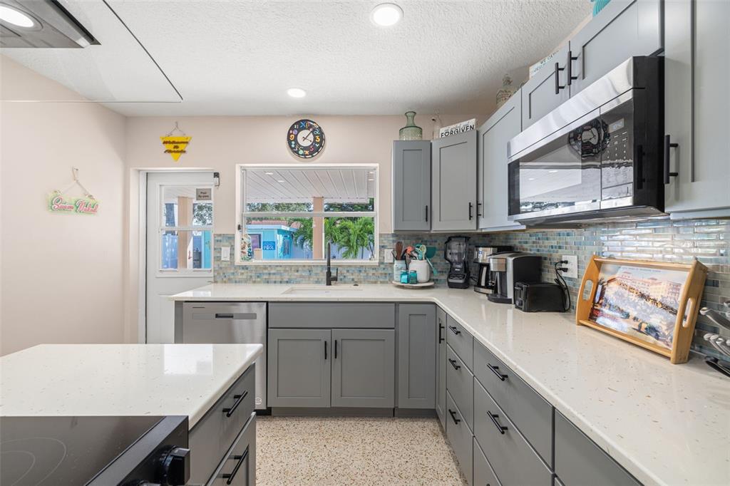 1211 Bay Pine Boulevard Indian Rocks Beach, FL 33785 - Photo 23 of 47