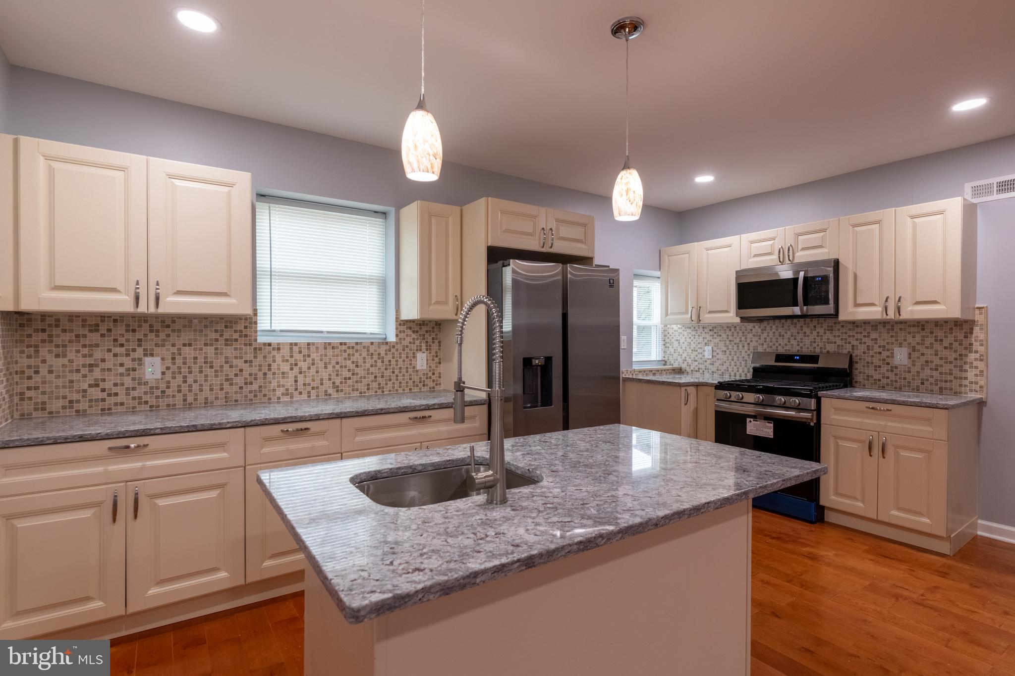 1202 Atwood Road Philadelphia, PA 19151 - Photo 3 of 27 Kitchen