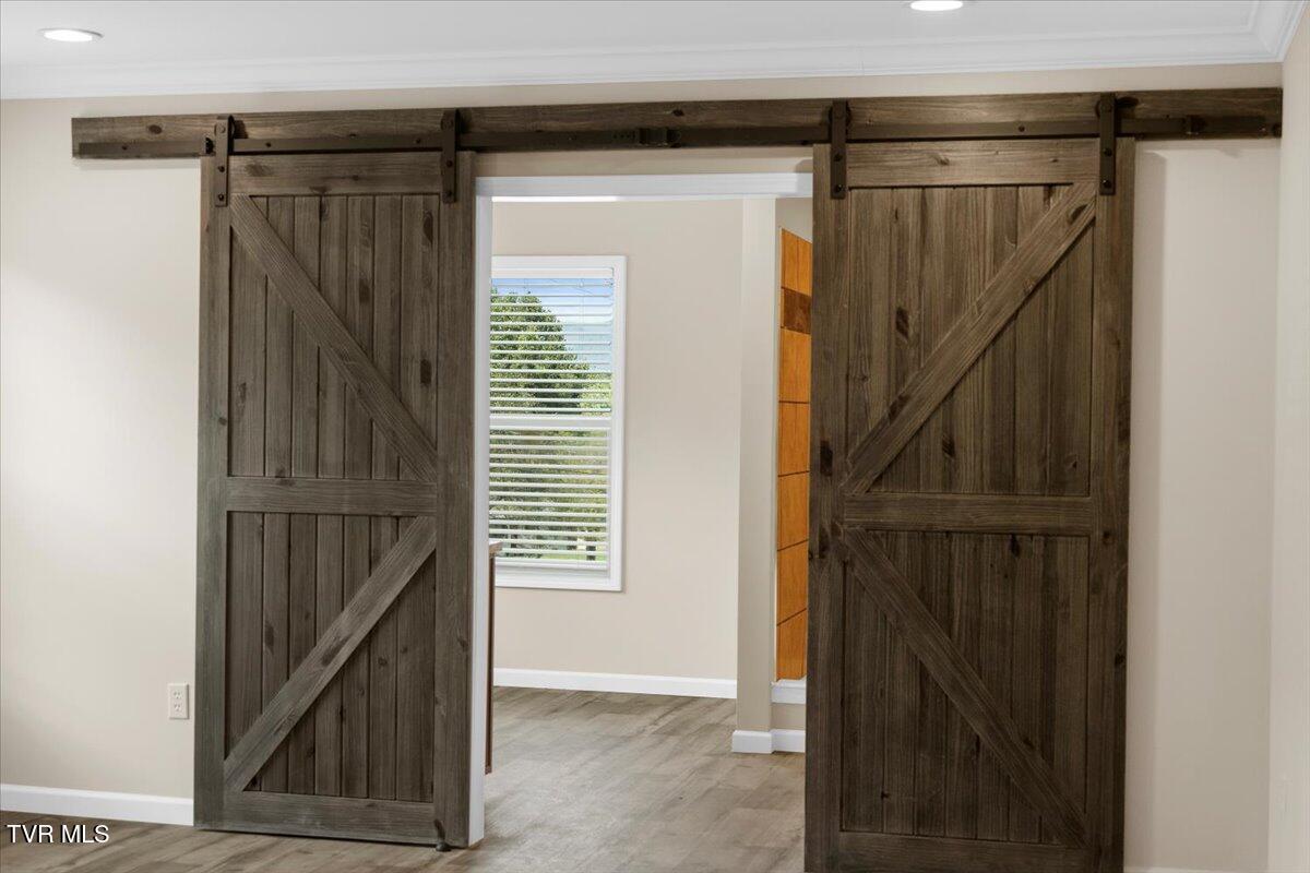 2739 Siam Road Elizabethton, TN 37643 - Photo 15 of 40 28-128A6745