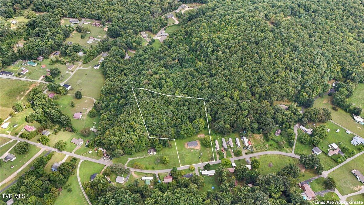 2739 Siam Road Elizabethton, TN 37643 - Photo 37 of 40 36-DJI_20250825160522_0559_D