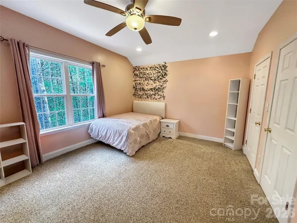 $449,900 | 5106 Hanging Rock Court, Hickory, NC 28601