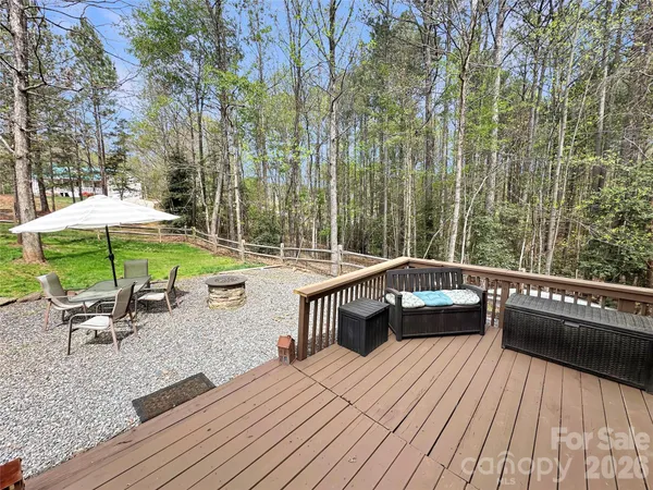 $449,900 | 5106 Hanging Rock Court, Hickory, NC 28601