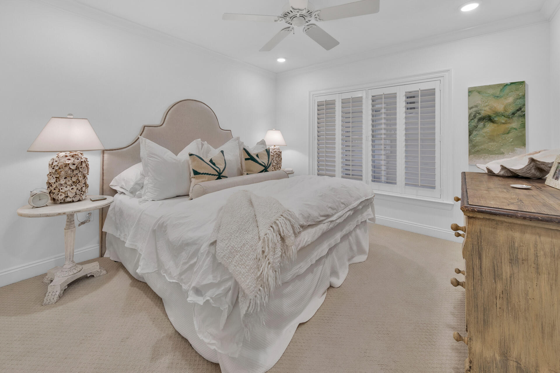 56 Blue Mountain Road, Unit B105 Santa Rosa Beach, FL 32459 - Photo 28 of 49 a bed room with a bed and a lamp