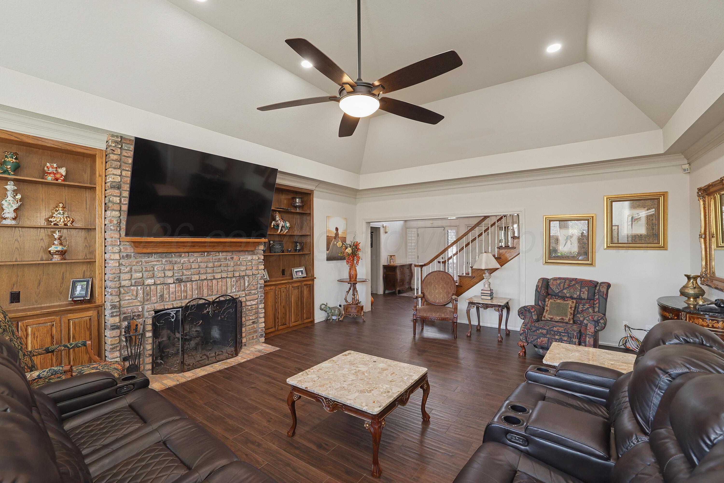 9 Quadrille Amarillo, TX 79106 - Photo 11 of 54 11-Living Area