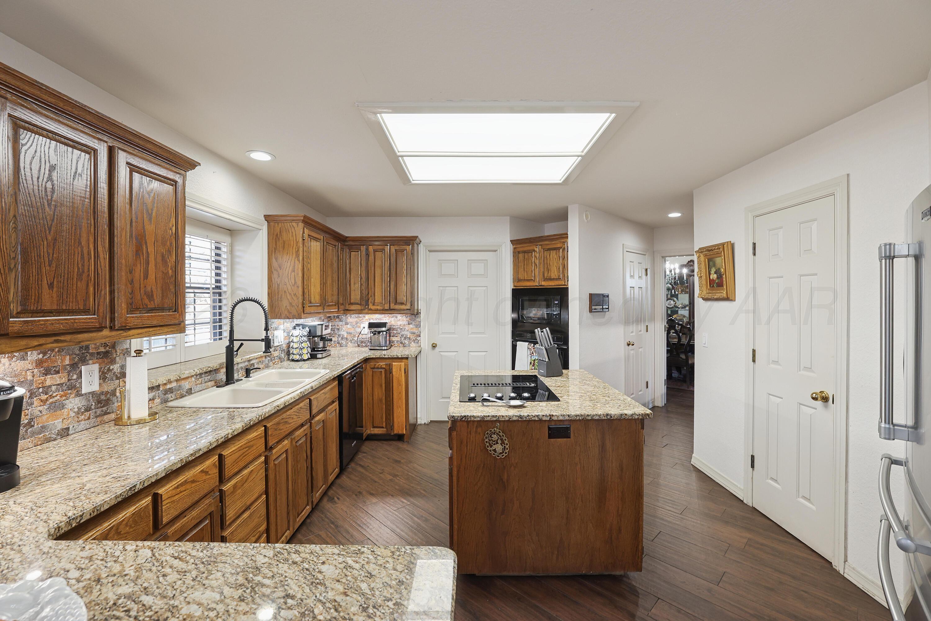 9 Quadrille Amarillo, TX 79106 - Photo 17 of 54 17-Kitchen
