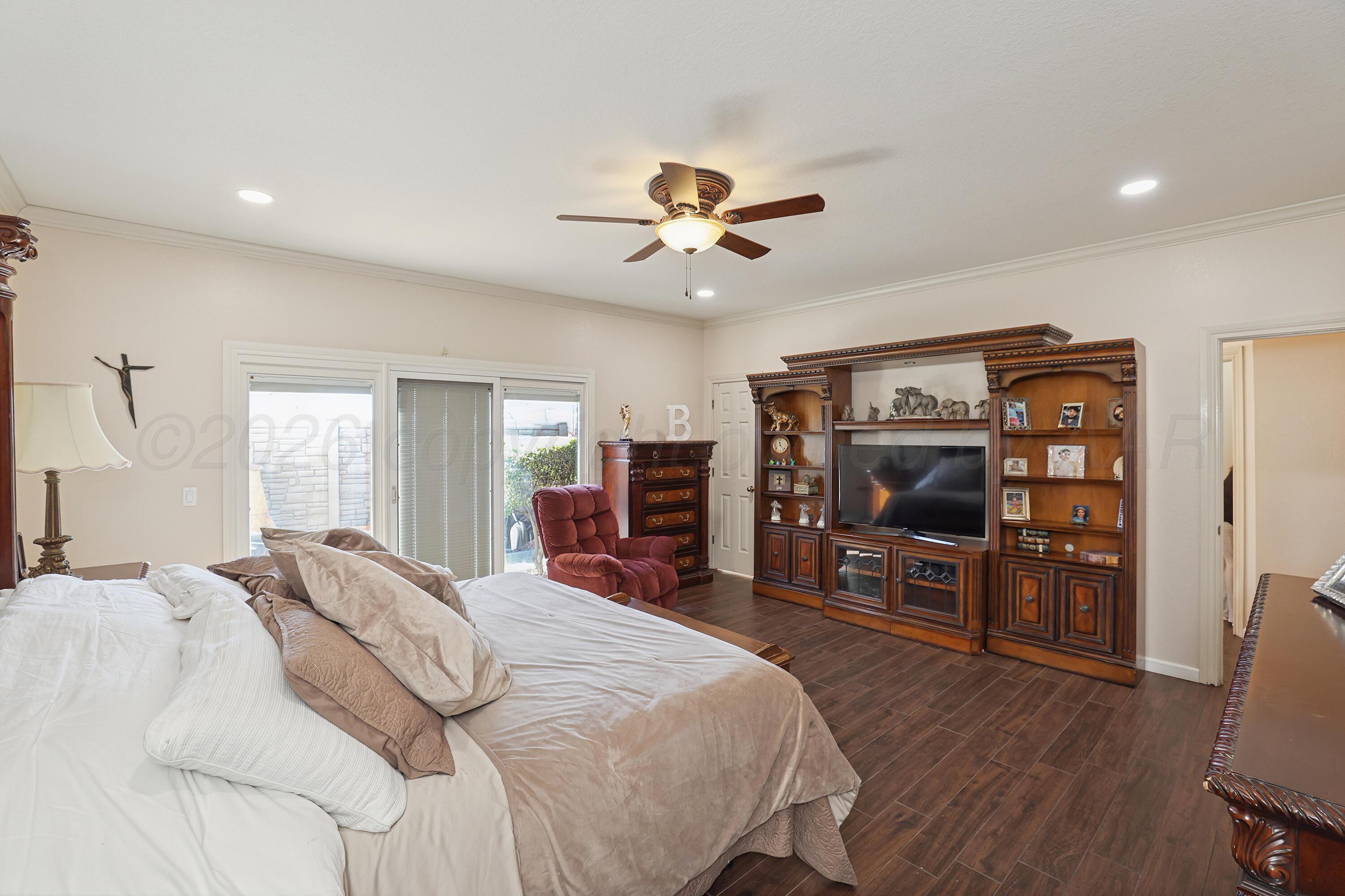 9 Quadrille Amarillo, TX 79106 - Photo 22 of 54 22-Primary Bedroom