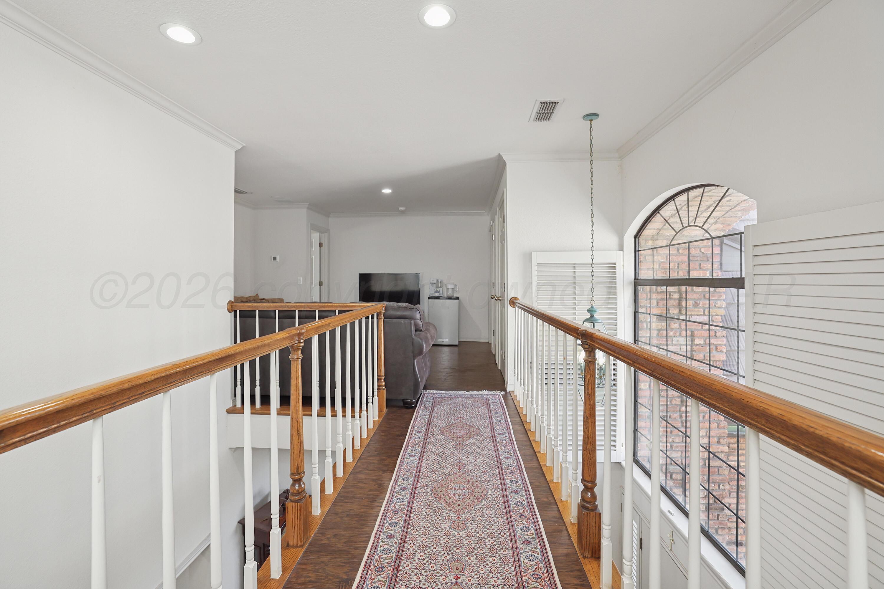 9 Quadrille Amarillo, TX 79106 - Photo 30 of 54 30-Upstairs Banister