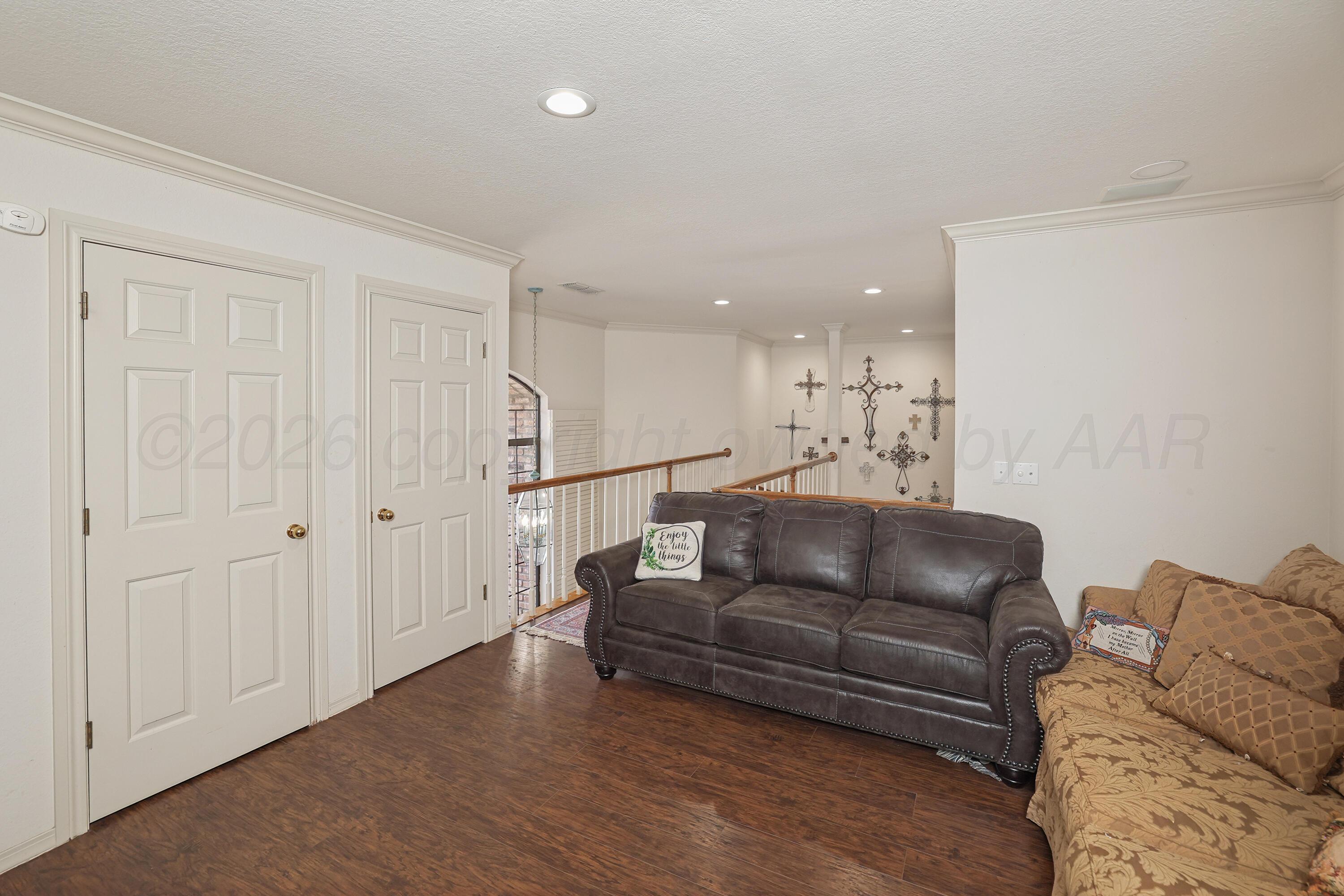 9 Quadrille Amarillo, TX 79106 - Photo 33 of 54 33-Upstairs Living Area