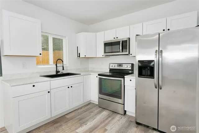 $474,950 | 807 South 74th Street, Tacoma, WA 98408