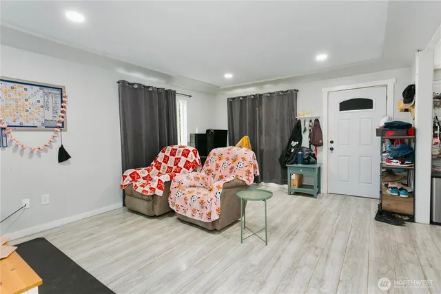 $474,950 | 807 South 74th Street, Tacoma, WA 98408