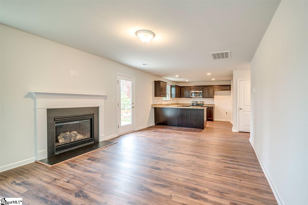 578 Ridgeville Crossing Drive Inman, SC 29349 - Photo 4 of 21 Gallery Image 4