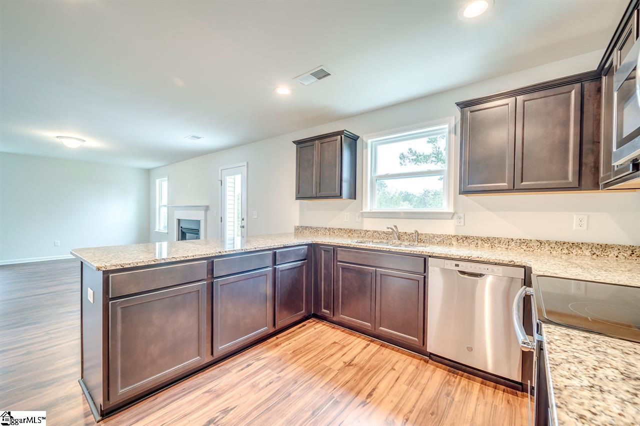 578 Ridgeville Crossing Drive Inman, SC 29349 - Photo 8 of 21 Gallery Image 8