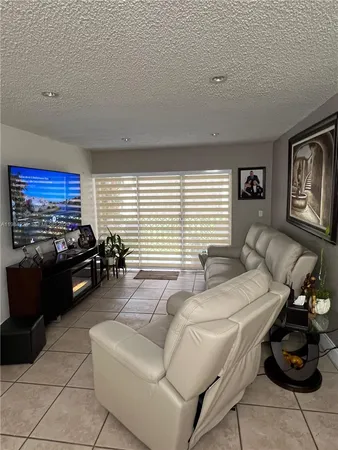 $295,000 | 1900 West 68th Street, Unit F104, Hialeah, FL 33014