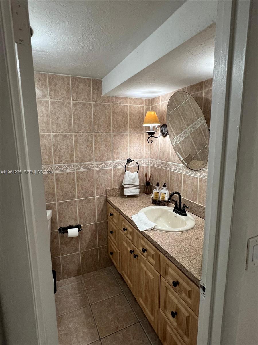 1900 West 68th Street, Unit F104 Hialeah, FL 33014 - Photo 7 of 7