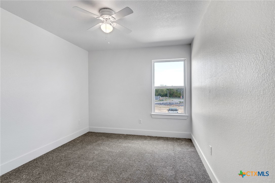 1916 Royal Loop Belton, TX 76513 - Photo 9 of 14