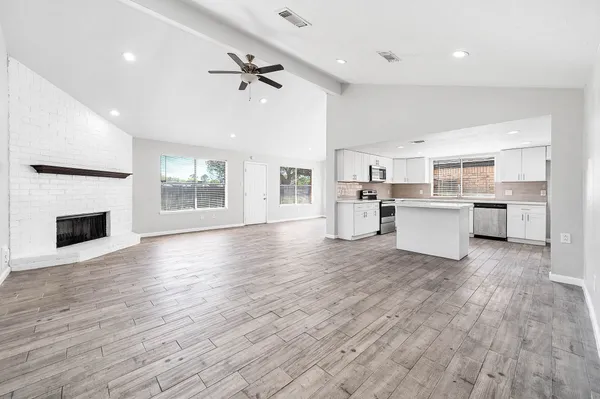 $2,100 | 14315 Swanfield Drive, Houston, TX 77083