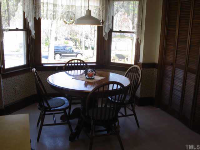 7505 Old Fox Trail Raleigh, NC 27613 - Photo 6 of 12 Breakfast Nook w/ Bay Window