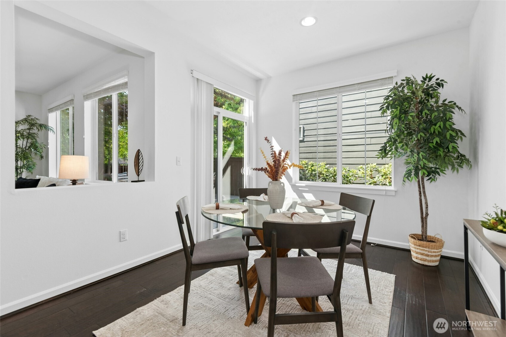 3814 219th Place Southeast Bothell, WA 98021 - Photo 6 of 29 Gallery Image 6