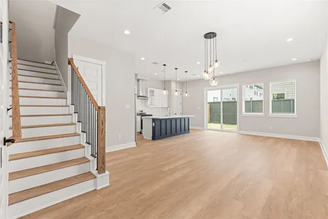 $694,800 | 5925-5927 Wheatley Street, Houston, TX 77091
