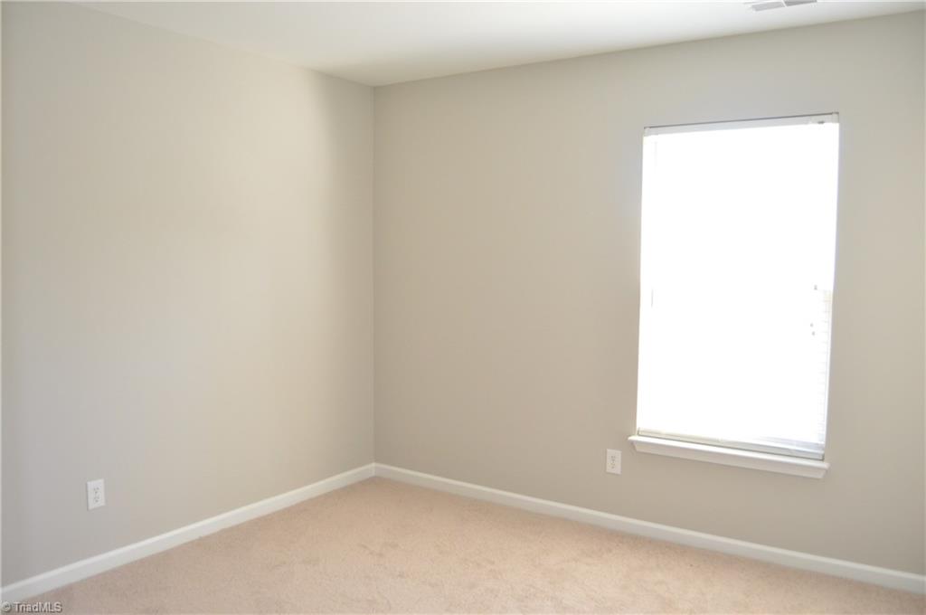 2030 Burton Run Road High Point, NC 27262 - Photo 5 of 13 Gallery Image 5