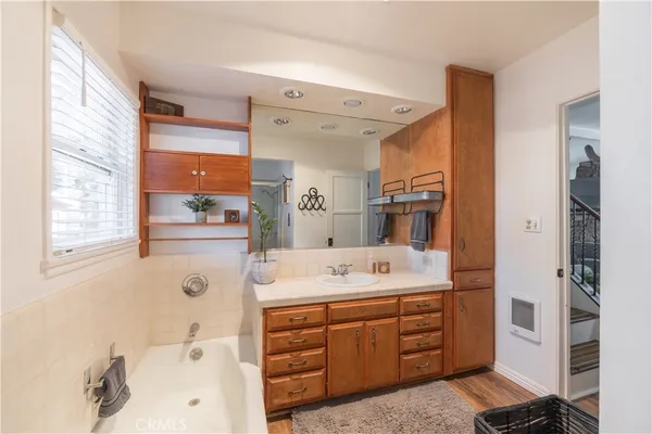 $2,100 | 185 Spruce Lane, Sugarloaf, CA 92386