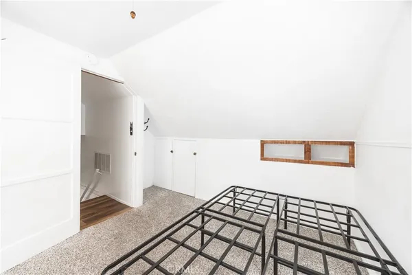 $2,100 | 185 Spruce Lane, Sugarloaf, CA 92386