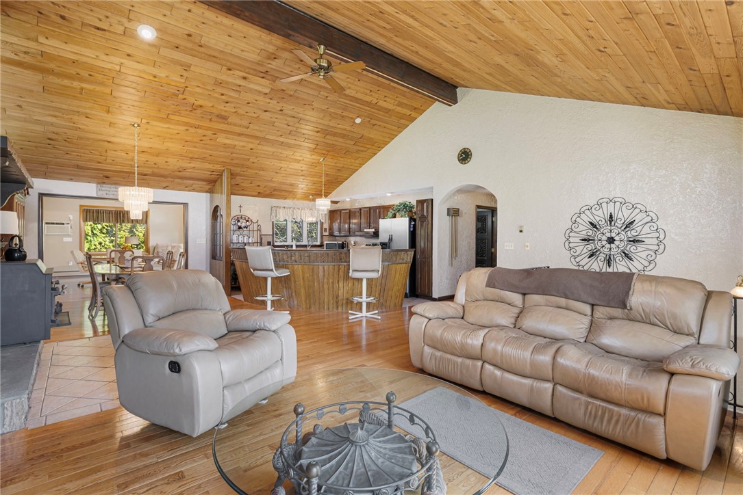 77 Cherry Hill Road Johnston, RI 02919 - Photo 11 of 31