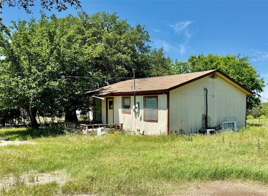 508 7th Street Hico, TX 76457 - Photo 1 of 17