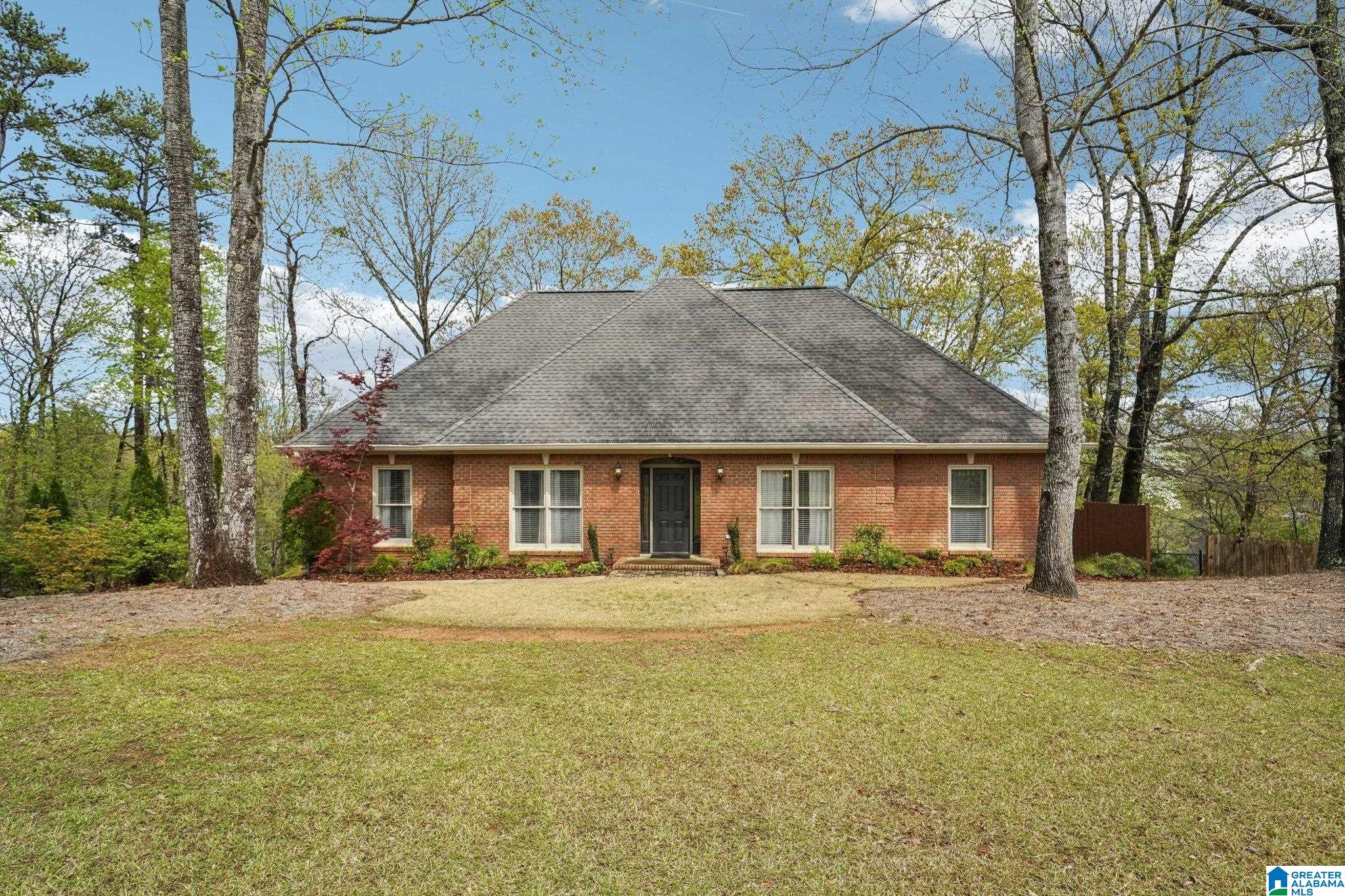 995 Diane Street Southwest Leeds, AL 35094 - Photo 1 of 48