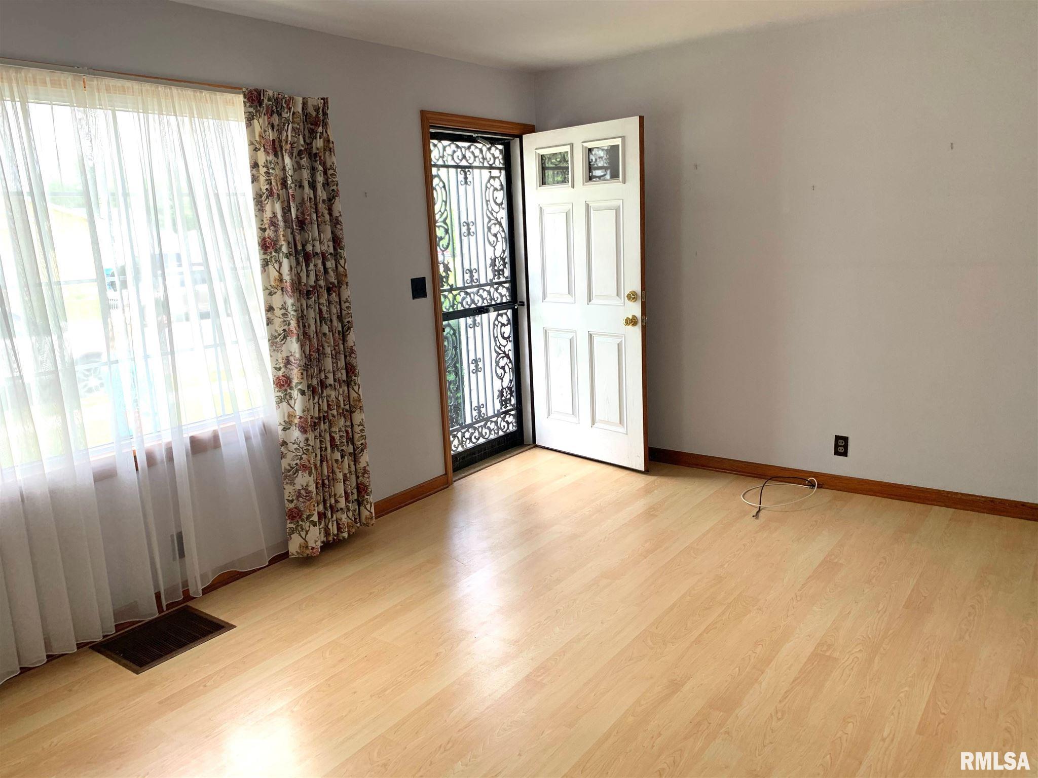 1722 East Watch Avenue Springfield, IL 62702 - Photo 8 of 13 Gallery Image 8