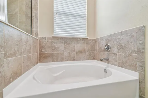 $450,000 | 10507 Avian Forrest Drive, Riverview, FL 33578