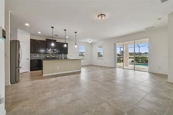 $450,000 | 10507 Avian Forrest Drive, Riverview, FL 33578