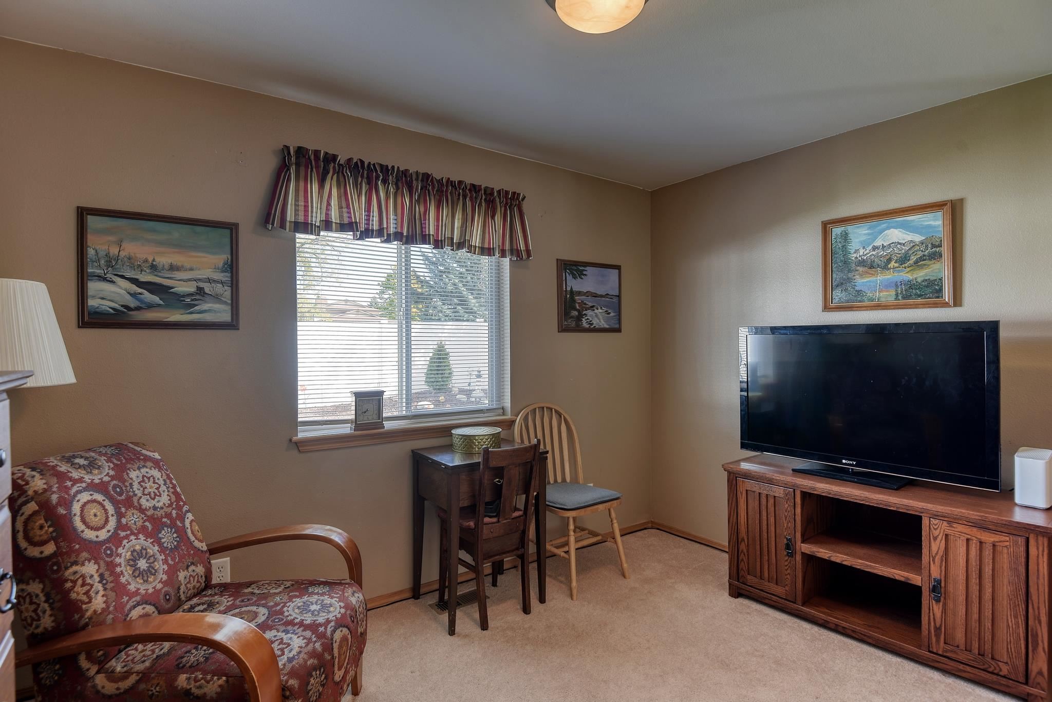 409 South Lone Tree Road Spokane Valley, WA 99016 - Photo 20 of 32