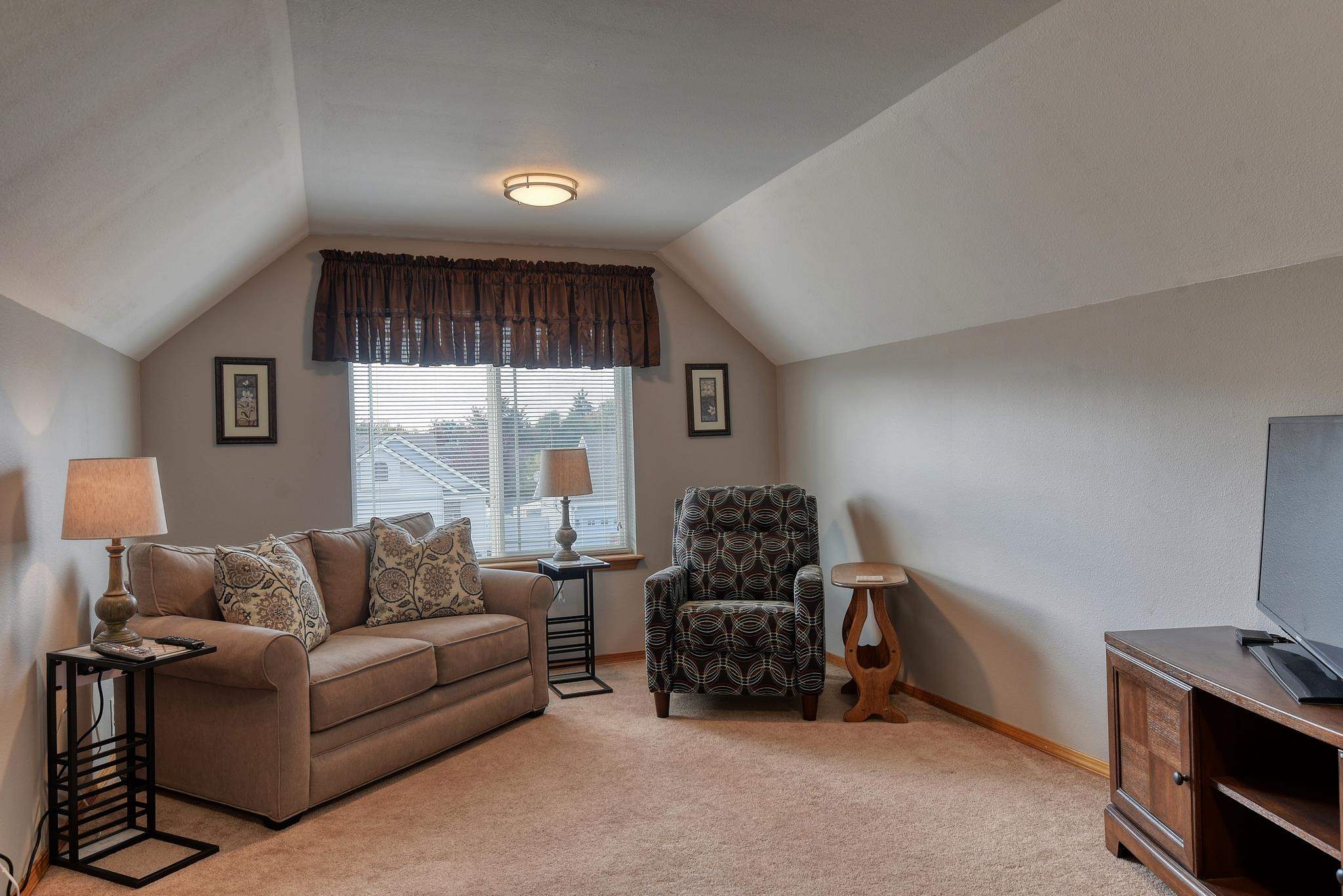 409 South Lone Tree Road Spokane Valley, WA 99016 - Photo 23 of 32
