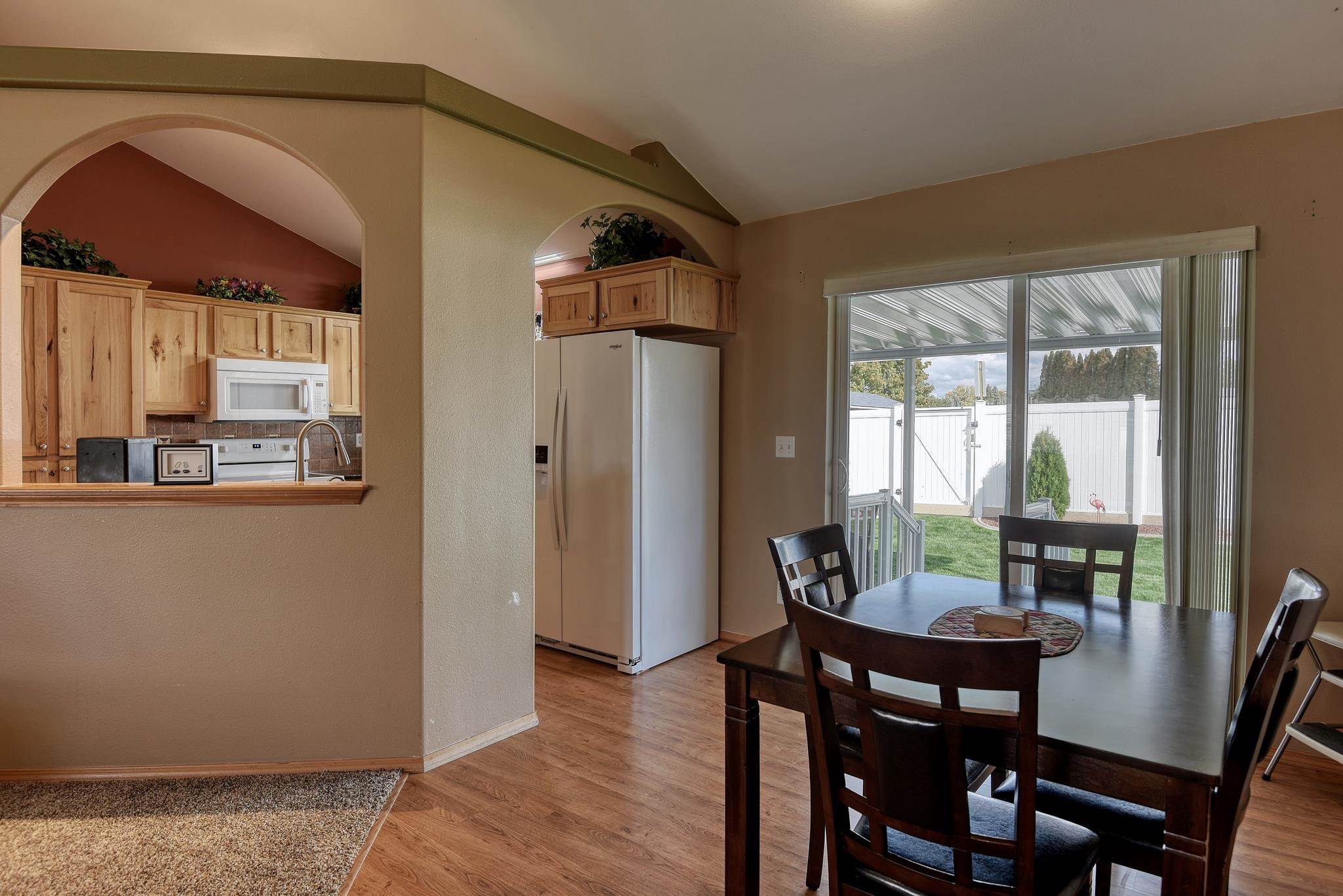 409 South Lone Tree Road Spokane Valley, WA 99016 - Photo 8 of 32