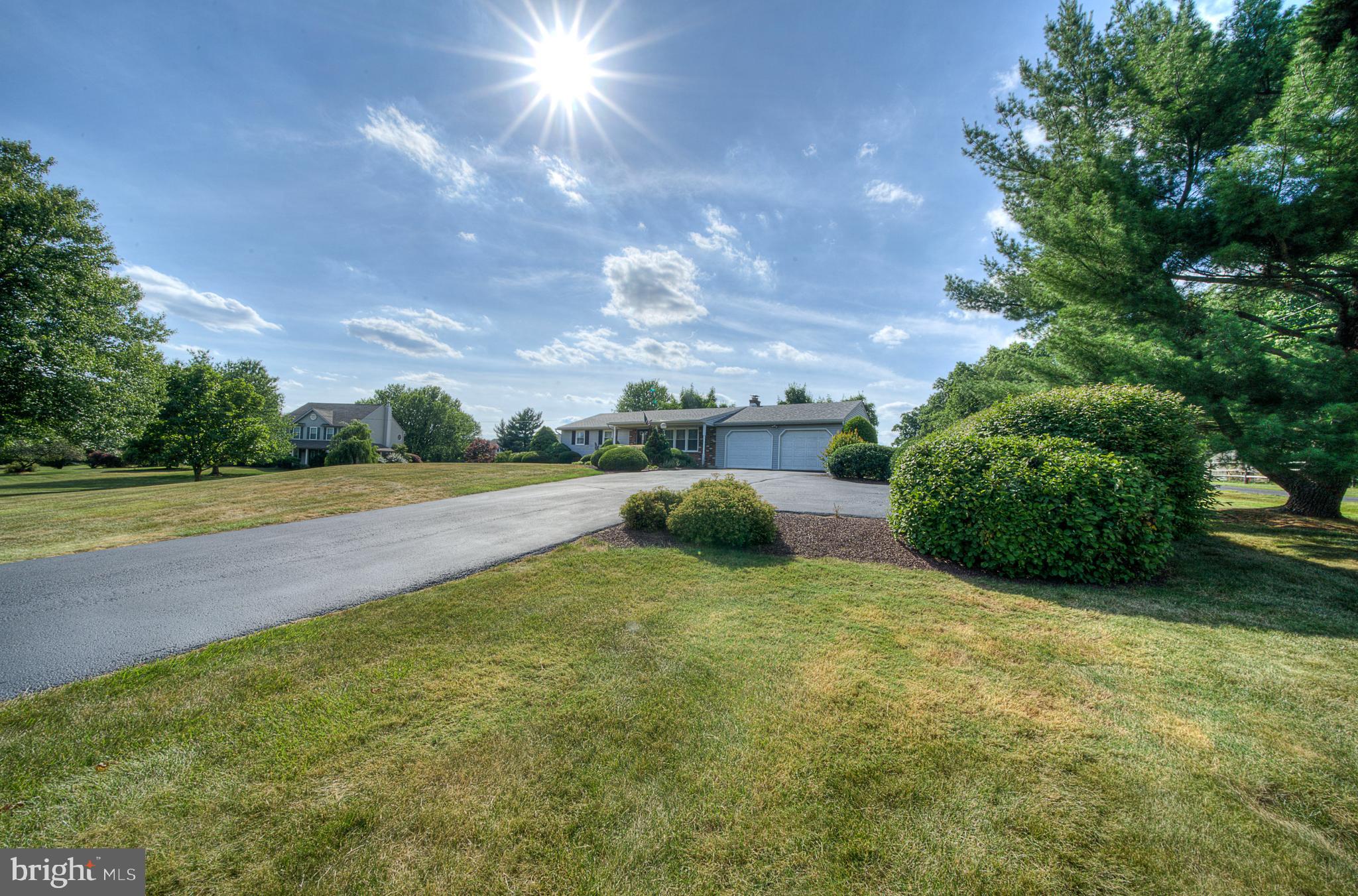 2281 East Buck Road Pennsburg, PA 18073 - Photo 4 of 66 Gallery Image 4