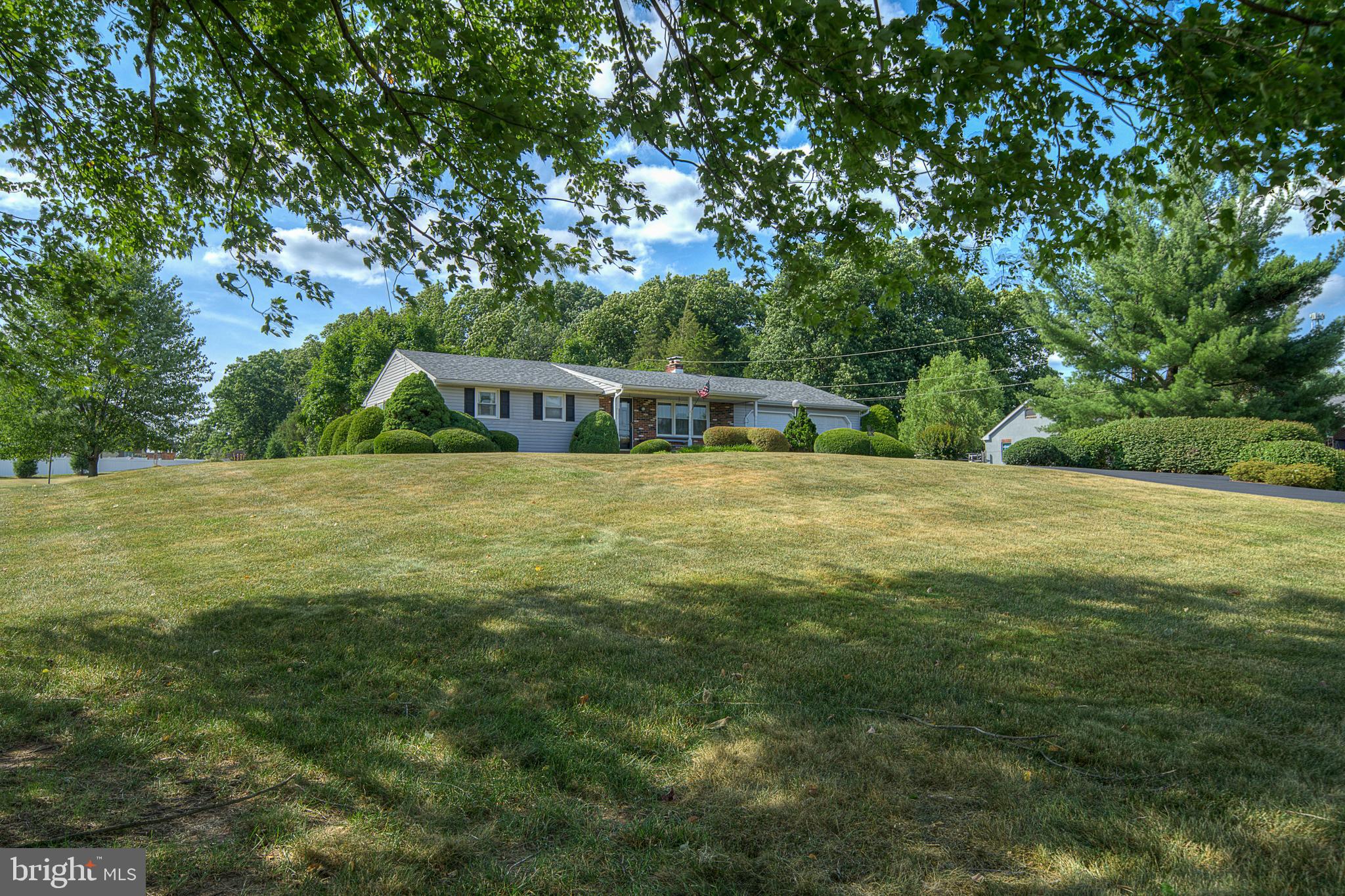 2281 East Buck Road Pennsburg, PA 18073 - Photo 8 of 66 Gallery Image 8