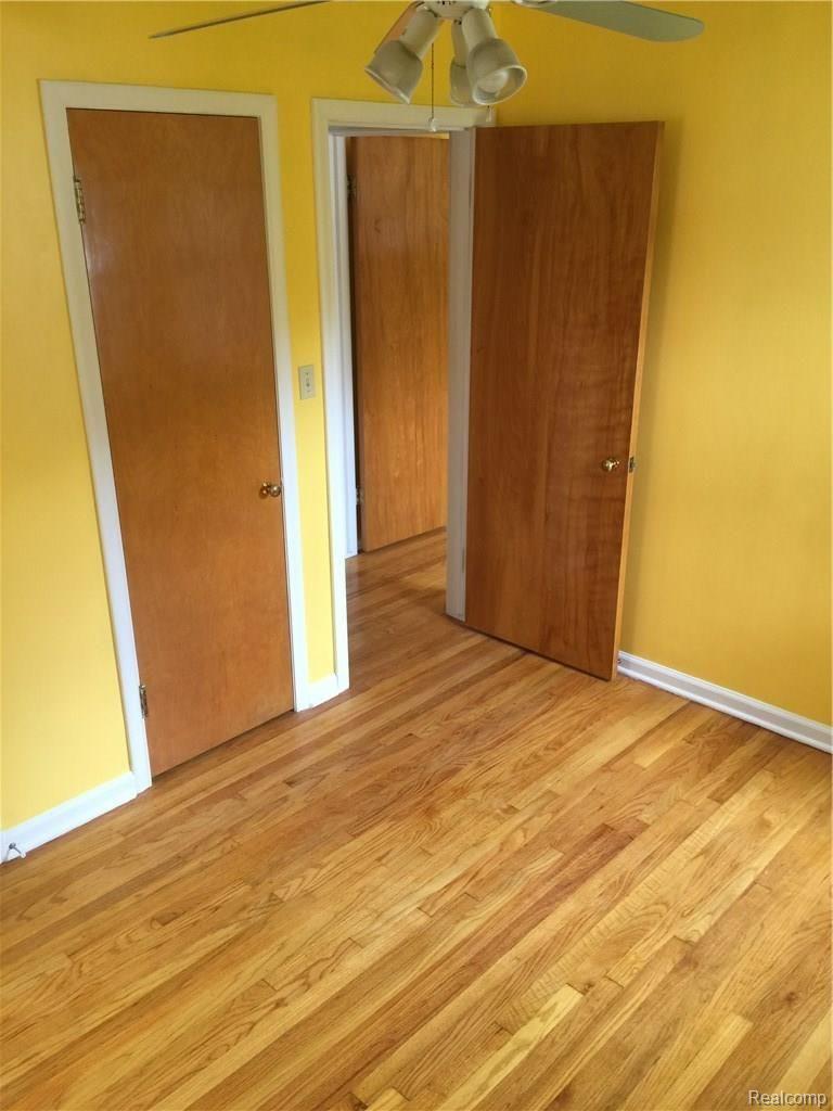 9977 Inkster Road Livonia, MI 48150 - Photo 14 of 45 IMG_1643.JPG