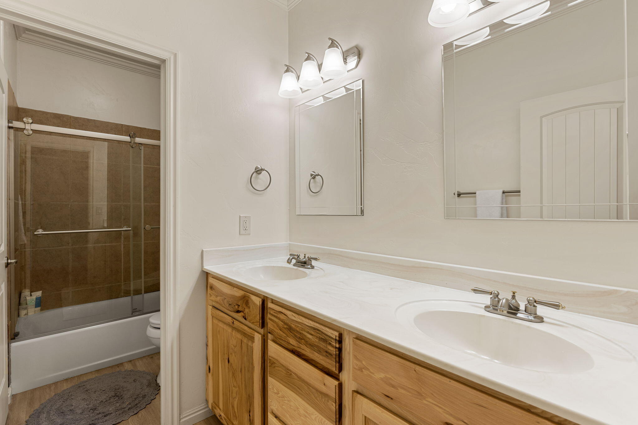 327 Aoki Michi Brian Head, UT 84719 - Photo 32 of 87 Basement Bathroom